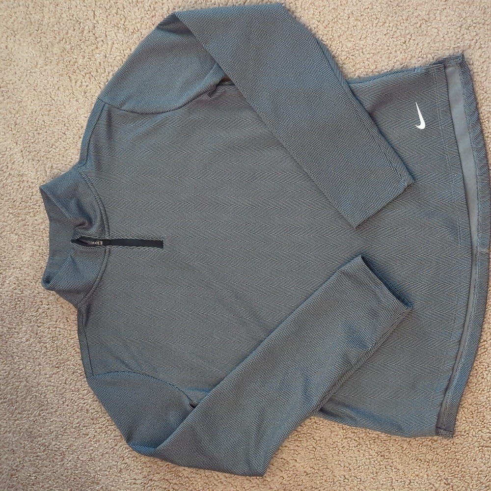 Nike pullover